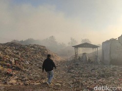 Kebakaran TPA Alak Belum Padam, Warga Diimbau Waspada ISPA