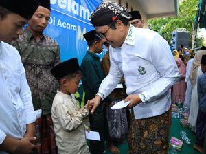 Mendes Minta Kades Libatkan Warga dalam Perencanaan & Pembangunan Desa Mendes Minta Kades Libatkan Warga dalam Perencanaan & Pembangunan Desa