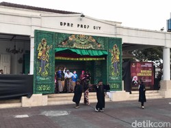 Ketoprak Tobong Mahkamah Kongkalikong di Jogja, Ada Karakter Gibas-Usmani