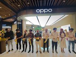OPPO Experience Store Hadirkan Pengalaman Premium, Ada Cafe-Robot Canggih