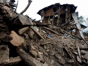 Korban Tewas Akibat Gempa Nepal Tambah Jadi 158 Orang