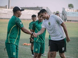 Resmi, Persebaya Umumkan Pemain Baru Yan Victor