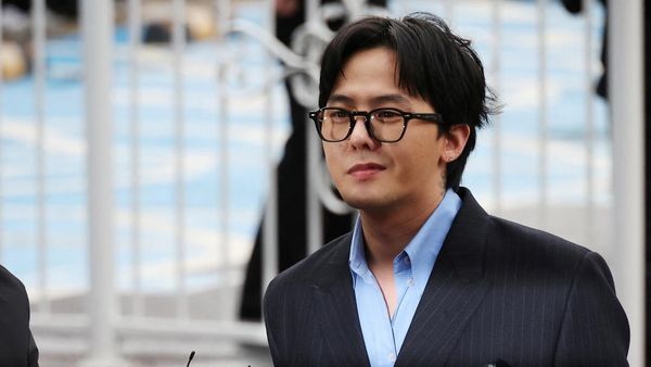 Potret G-dragon BIGBANG Siap Diperiksa Terkait Kasus Narkoba