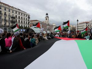 Pemprov Sumbar Galang Bantuan untuk Palestina, Capai Rp 2 Miliar Pemprov Sumbar Galang Bantuan untuk Palestina, Capai Rp 2 Miliar