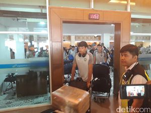 Timnas Uzbekistan dan Spanyol Sudah Tiba di Solo Timnas Uzbekistan dan Spanyol Sudah Tiba di Solo