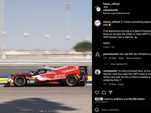 Valentino Rossi Jajal Mobil Balap LMP2, Penuh Sponsor dari Indonesia Valentino Rossi Jajal Mobil Balap LMP2, Penuh Sponsor dari Indonesia