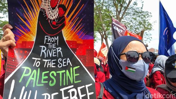 Potret Dukungan untuk Palestina dari Mahasiswa Surabaya