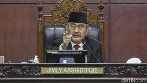 Momen Anwar Usman Diberhentikan dari Ketua MK