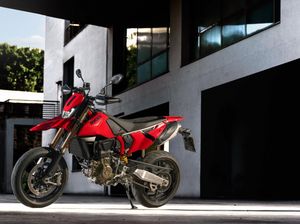 Ducati Hypermotard 698 Mono Terbaru Meluncur, Masuk Indonesia Tahun 2024! Ducati Hypermotard 698 Mono Terbaru Meluncur, Masuk Indonesia Tahun 2024!
