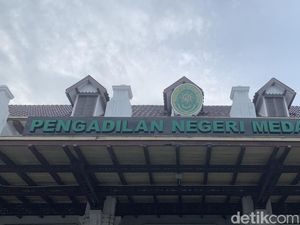 4 Begal Pembunuh Mahasiswa UMSU Dituntut 12 Tahun Penjara 4 Begal Pembunuh Mahasiswa UMSU Dituntut 12 Tahun Penjara