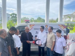Genjot Layanan Kesehatan, Prabowo Sumbang 25 Ambulans untuk Warga Aceh