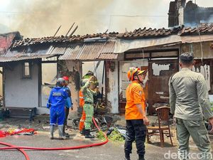 7 Rumah di Sudiroprajan Solo Ludes Terbakar