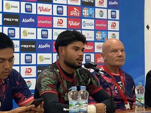 Anthony Pinthus Beberkan Kondisi Pemain PSS Jelang Hadapi Persis