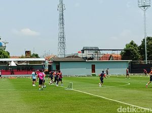 Spanyol U-17 Lagi-lagi Latihan di Panas Terik, Eks Caretaker Persis: Bahaya! Spanyol U-17 Lagi-lagi Latihan di Panas Terik, Eks Caretaker Persis: Bahaya!
