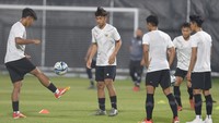 Pada pertandingan pertama, Indonesia melawan Ekuador di Stadion Gelora Bung Tomo, Jumat (10/11/2023). Menatap pertandingan itu, Indonesia sudah menjalani persiapan di Surabaya.