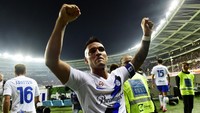 Lautaro Martinez terus konsistensi dengan mencetak dua digit gol per musim untuk Inter Milan sejak musim 2019/2020 (Reuters)