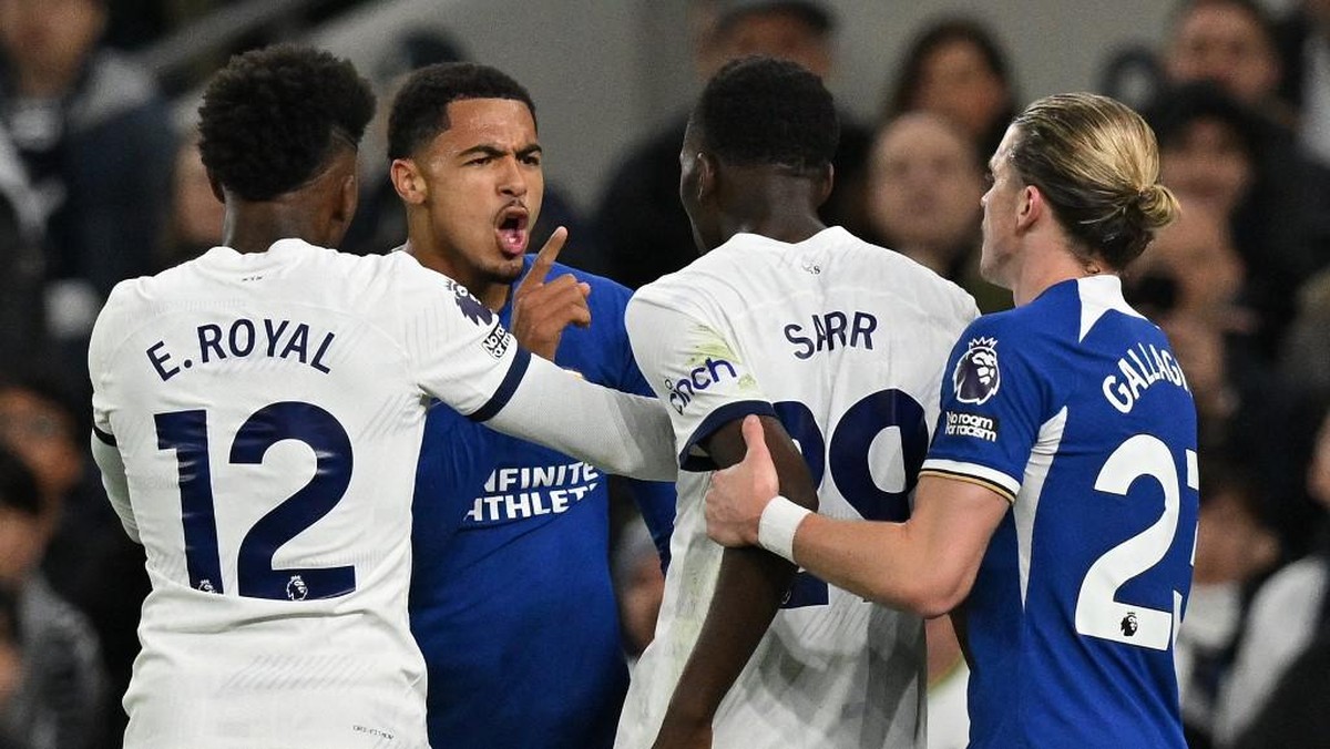 Laga Tottenham Hotspur vs Chelsea berjalan sengit dan penuh drama dalam lanjutan Liga Inggris. (Foto: GLYN KIRK/AFP)
