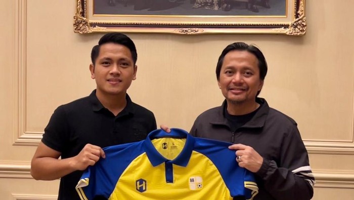 Natanael Siringoringo direkrut Barito Putera dari Kelantan FC.