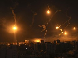 Diam-diam, AS Tambah Pasokan Senjata ke Israel