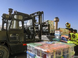 Bulan Sabit Merah Mesir Terima Bantuan Indonesia untuk Warga Gaza
