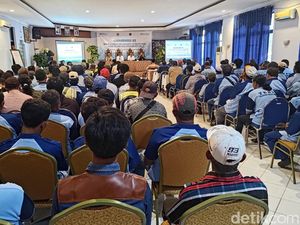 286 Pekerja Pelabuhan Tanjungwangi Banyuwangi Rawan Celaka bila Langgar K3 286 Pekerja Pelabuhan Tanjungwangi Banyuwangi Rawan Celaka bila Langgar K3