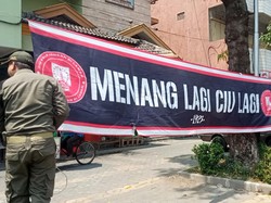 Spanduk Provokatif Sambut Perayaan 1 Abad Persis Solo Dicopoti
