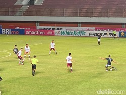 Laga Persis Solo Vs PSS Berakhir, Skor Imbang 1-1