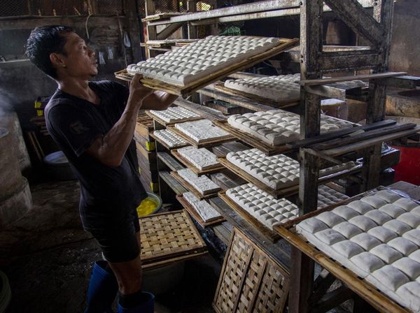 Naiknya Harga Kedelai Impor Bikin Ukuran Tahu Kembali Menciut