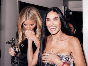 Foto: Pesona Demi Moore di CFDA Awards 2023, Tak Memudar Setelah Jadi Nenek Foto: Pesona Demi Moore di CFDA Awards 2023, Tak Memudar Setelah Jadi Nenek