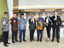 Fadel Harap BPK Tak Hanya Periksa Tapi Juga Beri Penyuluhan ke Pemda