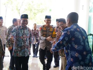 Kapolda Tegaskan Netralitas Pemilu 2024 Saat Kunjungi Muhammadiyah Jatim