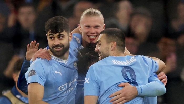 Soccer Football - Champions League - Group G - Manchester City v BSC Young Boys - Etihad Stadium, Manchester, Britain - November 7, 2023 Manchester Citys Erling Braut Haaland celebrates scoring their third goal with Josko Gvardiol and Mateo Kovacic Action Images via Reuters/Lee Smith
