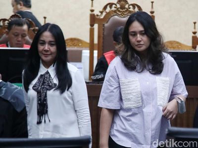 Momen Istri-Anak Perempuan Jadi Saksi Sidang Kasus Korupsi Rafael Alun