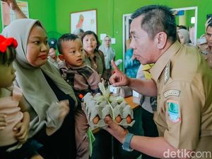 Gelontoran Anggaran Disiapkan untuk Atasi Stunting di Karawang Gelontoran Anggaran Disiapkan untuk Atasi Stunting di Karawang
