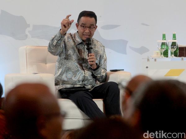 Potret Anies Bicara Pengangguran-Ketimpangan di Sarasehan 100 Ekonom