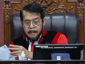 Sudah Sehat, Hakim Anwar Usman Kembali Ikuti Sidang Sengketa Pilkada di MK