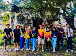 Berburu Bangunan Kolonial di Kota Pahlawan Bareng Oud Soerabaja Hunter