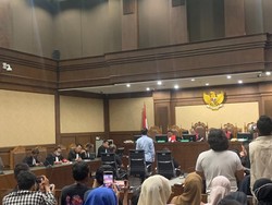 Divonis 15 Tahun Penjara, Johnny Plate Langsung Melawan!