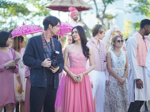 Bella Ranee sebagai Risa, Bright Vachirawit sebagai Tim dalam film Congrats My Ex! (2023). (Prime Video)