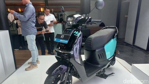 GOTO & TOBA Luncurkan Motor Listrik H5, Harga Rp 20 Jutaan