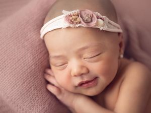 Kemenkes Bicara Etik Viral Bayi 1,5 Kg Meninggal Disebut usai Newborn Photography