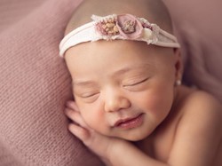 Kemenkes Bicara Etik Viral Bayi 1,5 Kg Meninggal Disebut usai Newborn Photography