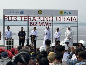 Momen Presiden Jokowi Resmikan PLTS Terapung Cirata 192 MWp