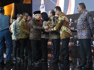 Kemenhub Raih Penghargaan Terbaik Pertama Anugerah Layanan Investasi 2023