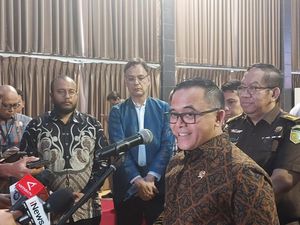 Cerita MenPAN-RB, Diminta Jokowi Pangkas Regulasi Konser Gegara Coldplay