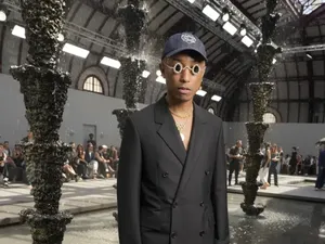 Tas Louis Vuitton Karya Pharrell Williams Dibanderol Rp 15,6 Miliar