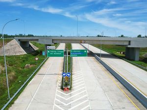 Ruas Tol Trans Sumatera Ini Masih Dibuka Gratis Sampai 10 Januari Ruas Tol Trans Sumatera Ini Masih Dibuka Gratis Sampai 10 Januari