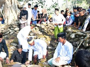 Pemkab Sinjai Ajak Masyarakat Lestarikan Pesta Adat Mappogau Sihanua Pemkab Sinjai Ajak Masyarakat Lestarikan Pesta Adat Mappogau Sihanua