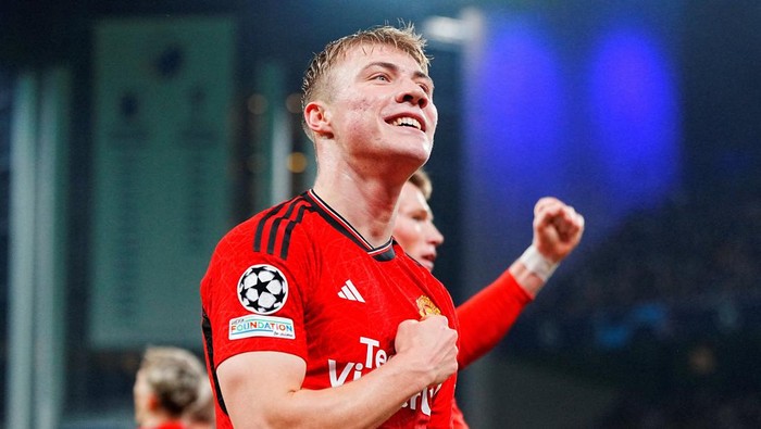 Soccer Football - Champions League - Group A - FC Copenhagen v Manchester United - Telia Parken, Copenhagen, Denmark - November 8, 2023  Manchester Uniteds Rasmus Hojlund celebrates scoring their second goal   Liselotte Sabroe/Ritzau Scanpix via REUTERS        ATTENTION EDITORS - THIS IMAGE WAS PROVIDED BY A THIRD PARTY. DENMARK OUT. NO COMMERCIAL OR EDITORIAL SALES IN DENMARK.