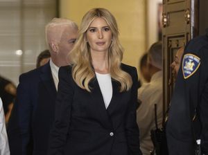 7 Gaya Ivanka Trump Jadi Saksi di Persidangan Ayahnya, Minimalis Tapi Mewah